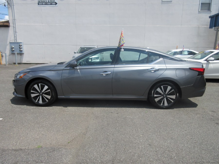 2019 Nissan Altima 2.5 SL Sedan, available for sale in Linden, New Jersey | Route 27 Auto Mall. Linden, New Jersey 2019 Nissan Altima 2.5 SL Sedan, available for sale in Linden, New Jersey | Route 27 Auto Mall. Linden, New Jersey