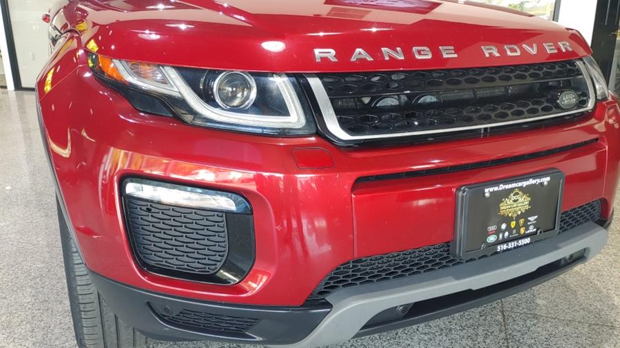 Used Land Rover Range Rover Evoque 5 Door SE Premium 2017 | Dream Car Gallery. Woodbury, New York Used Land Rover Range Rover Evoque 5 Door SE Premium 2017 | Dream Car Gallery. Woodbury, New York