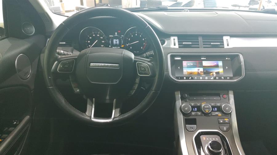 Used Land Rover Range Rover Evoque 5 Door SE Premium 2017 | Dream Car Gallery. Woodbury, New York Used Land Rover Range Rover Evoque 5 Door SE Premium 2017 | Dream Car Gallery. Woodbury, New York