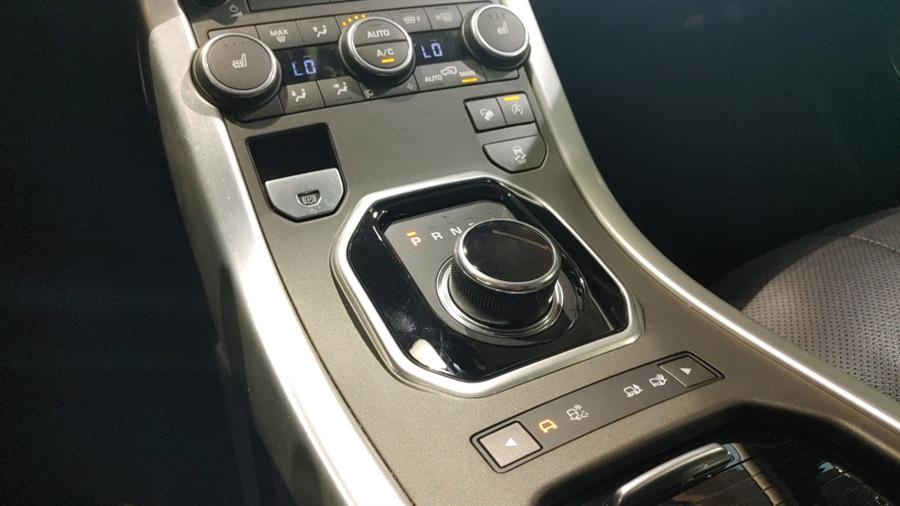 Used Land Rover Range Rover Evoque 5 Door SE Premium 2017 | Dream Car Gallery. Woodbury, New York Used Land Rover Range Rover Evoque 5 Door SE Premium 2017 | Dream Car Gallery. Woodbury, New York