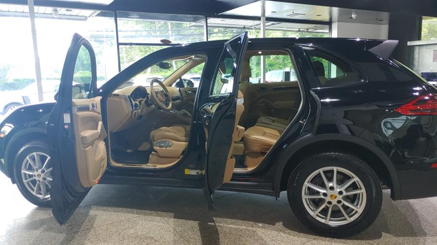 Used Porsche Cayenne AWD 4dr 2016 | Dream Car Gallery. Woodbury, New York Used Porsche Cayenne AWD 4dr 2016 | Dream Car Gallery. Woodbury, New York