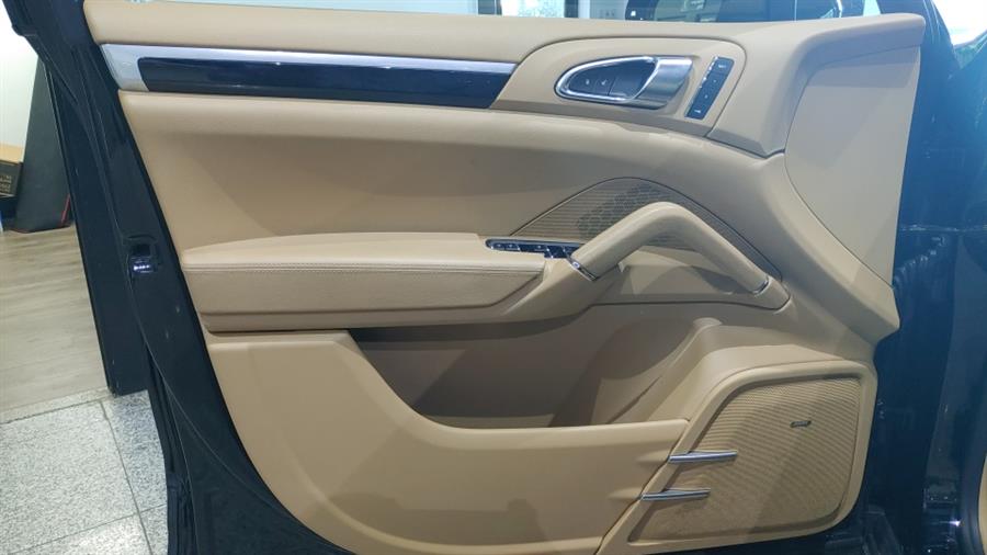 Used Porsche Cayenne AWD 4dr 2016 | Dream Car Gallery. Woodbury, New York Used Porsche Cayenne AWD 4dr 2016 | Dream Car Gallery. Woodbury, New York
