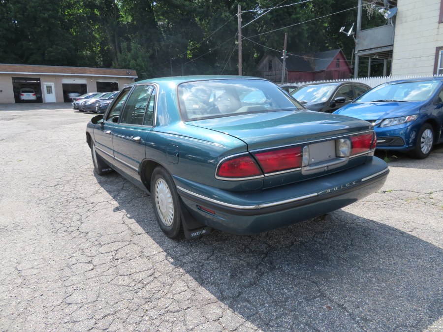Used Buick LeSabre 4dr Sdn Custom 1998 | Auto Match LLC. Waterbury, Connecticut Used Buick LeSabre 4dr Sdn Custom 1998 | Auto Match LLC. Waterbury, Connecticut