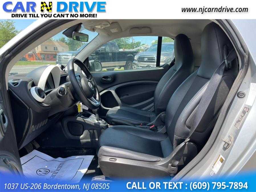 Used Smart Fortwo passion coupe 2016 | Car N Drive. Bordentown, New Jersey Used Smart Fortwo passion coupe 2016 | Car N Drive. Bordentown, New Jersey