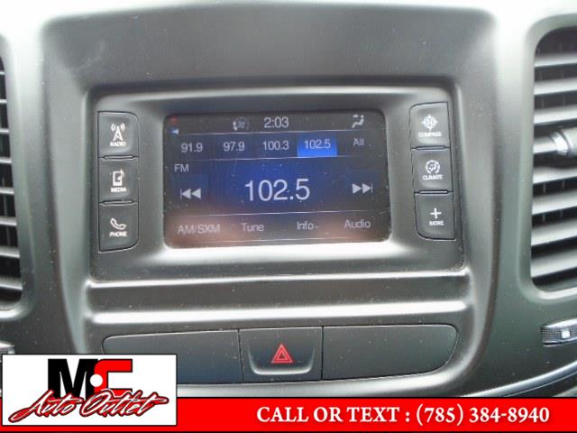 2016 Chrysler 200 4dr Sdn Limited FWD, available for sale in Colby, Kansas | M C Auto Outlet Inc. Colby, Kansas 2016 Chrysler 200 4dr Sdn Limited FWD, available for sale in Colby, Kansas | M C Auto Outlet Inc. Colby, Kansas