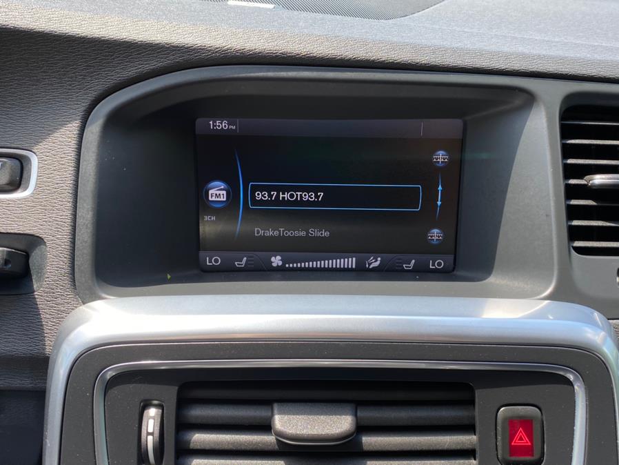 Used Volvo V60 4dr Wgn T5 Drive-E Platinum FWD 2015 | Lava Motors 2 Inc. Canton, Connecticut Used Volvo V60 4dr Wgn T5 Drive-E Platinum FWD 2015 | Lava Motors 2 Inc. Canton, Connecticut