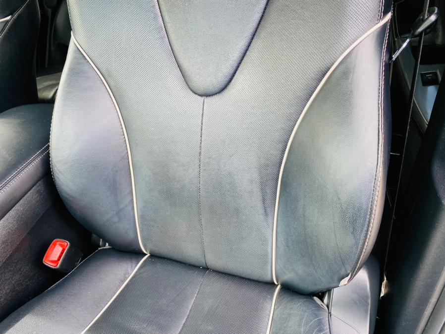 Used Toyota Venza 4dr Wgn V6 AWD XLE (Natl) 2013 | Supreme Automotive. New Britain, Connecticut Used Toyota Venza 4dr Wgn V6 AWD XLE (Natl) 2013 | Supreme Automotive. New Britain, Connecticut