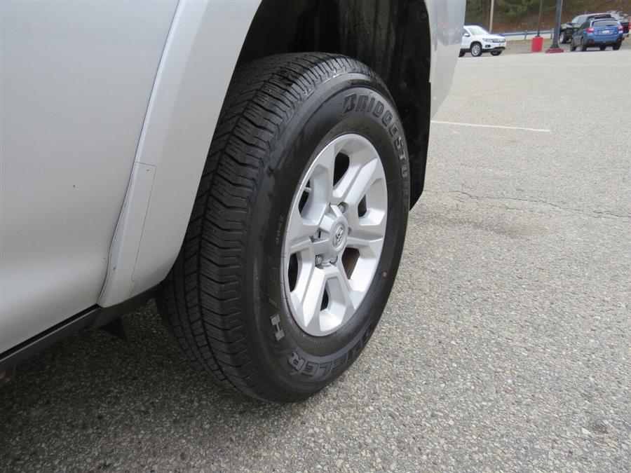 Used Toyota 4runner SR5 4x4 4dr SUV 2015 | Lake City Exports Inc. Auburn, Maine Used Toyota 4runner SR5 4x4 4dr SUV 2015 | Lake City Exports Inc. Auburn, Maine