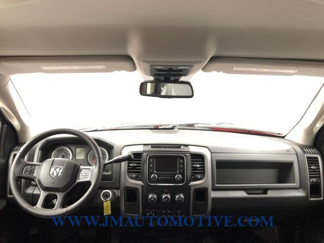 Used Ram 2500 4WD Crew Cab 149 Tradesman 2016 | J&M Automotive Sls&Svc LLC. Naugatuck, Connecticut Used Ram 2500 4WD Crew Cab 149 Tradesman 2016 | J&M Automotive Sls&Svc LLC. Naugatuck, Connecticut