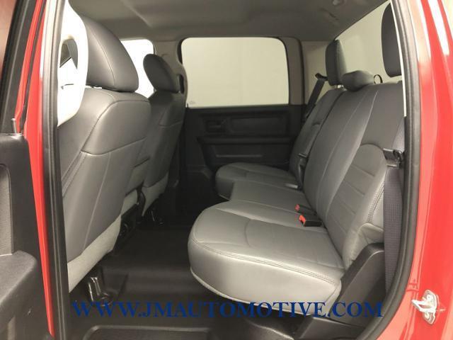 Used Ram 2500 4WD Crew Cab 149 Tradesman 2016 | J&M Automotive Sls&Svc LLC. Naugatuck, Connecticut Used Ram 2500 4WD Crew Cab 149 Tradesman 2016 | J&M Automotive Sls&Svc LLC. Naugatuck, Connecticut