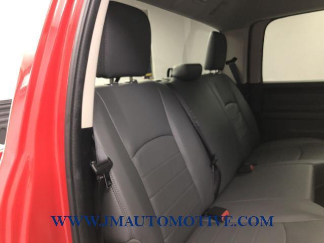 Used Ram 2500 4WD Crew Cab 149 Tradesman 2016 | J&M Automotive Sls&Svc LLC. Naugatuck, Connecticut Used Ram 2500 4WD Crew Cab 149 Tradesman 2016 | J&M Automotive Sls&Svc LLC. Naugatuck, Connecticut