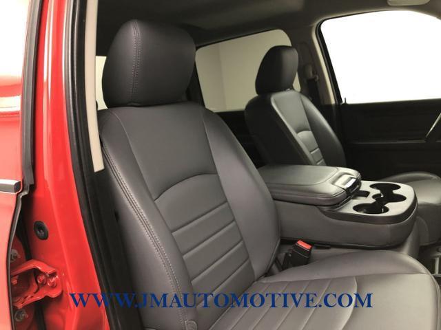 Used Ram 2500 4WD Crew Cab 149 Tradesman 2016 | J&M Automotive Sls&Svc LLC. Naugatuck, Connecticut Used Ram 2500 4WD Crew Cab 149 Tradesman 2016 | J&M Automotive Sls&Svc LLC. Naugatuck, Connecticut