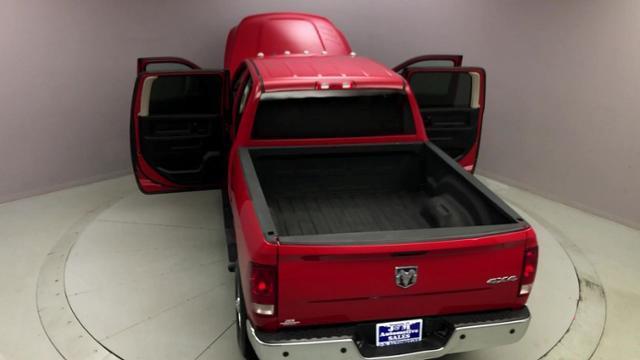 Used Ram 2500 4WD Crew Cab 149 Tradesman 2016 | J&M Automotive Sls&Svc LLC. Naugatuck, Connecticut Used Ram 2500 4WD Crew Cab 149 Tradesman 2016 | J&M Automotive Sls&Svc LLC. Naugatuck, Connecticut