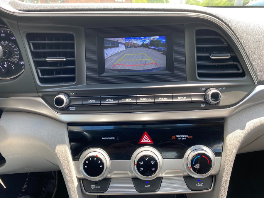 Used Hyundai Elantra SE Auto 2019 | Apex Westchester Used Vehicles. White Plains, New York Used Hyundai Elantra SE Auto 2019 | Apex Westchester Used Vehicles. White Plains, New York