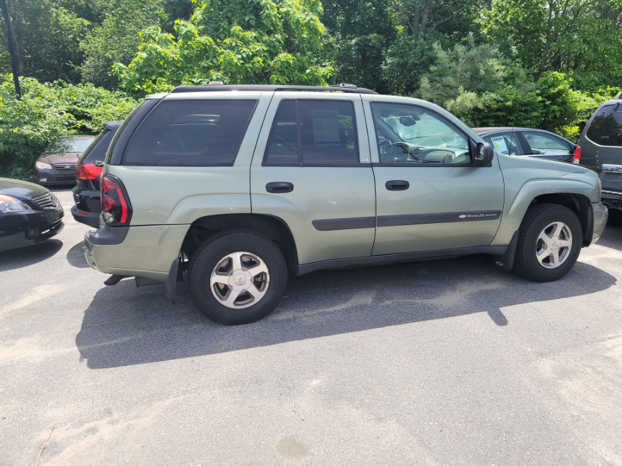 2004 Chevrolet TrailBlazer 4dr 4WD LS, available for sale in Raynham, Massachusetts | J & A Auto Center. Raynham, Massachusetts