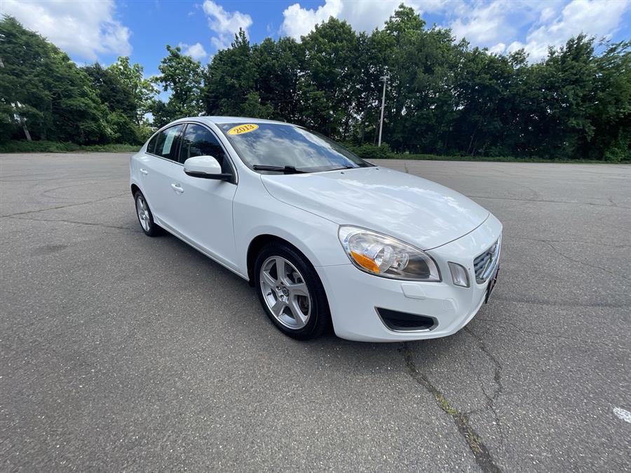 2013 Volvo S60 4dr Sdn T5 FWD, available for sale in Stratford, Connecticut | Wiz Leasing Inc. Stratford, Connecticut