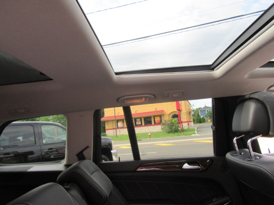 Used Mercedes-Benz GL-Class 4MATIC 4dr GL 550 2014 | Royalty Auto Sales. Little Ferry, New Jersey Used Mercedes-Benz GL-Class 4MATIC 4dr GL 550 2014 | Royalty Auto Sales. Little Ferry, New Jersey