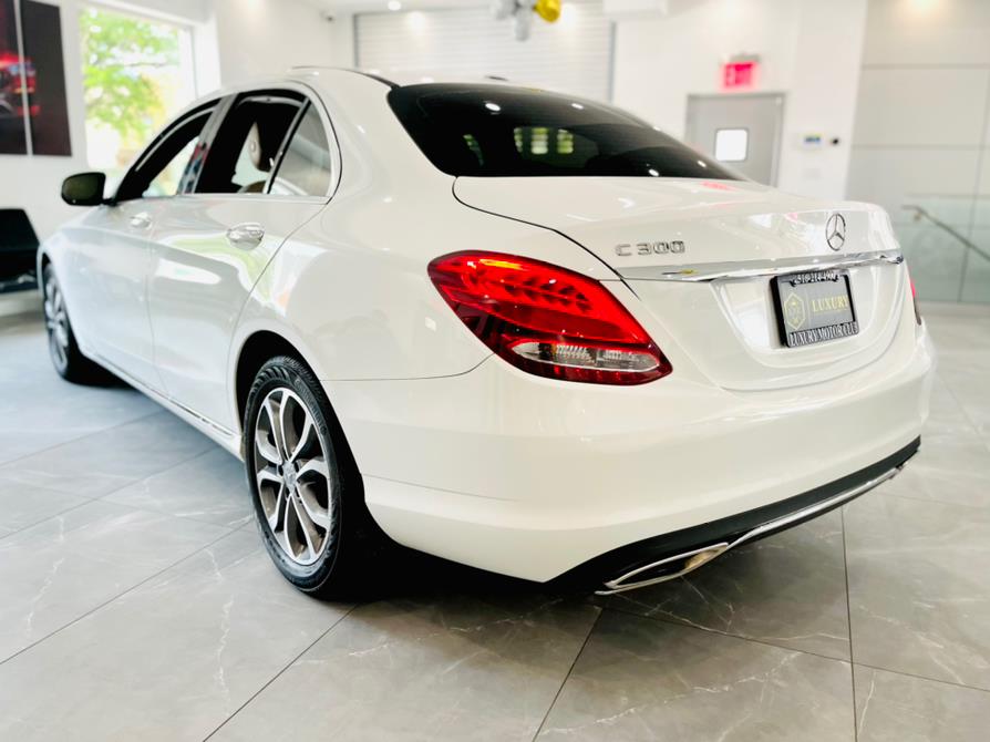 Used Mercedes-Benz C-Class C 300 4MATIC Sedan 2018 | Luxury Motor Club. Franklin Square, New York Used Mercedes-Benz C-Class C 300 4MATIC Sedan 2018 | Luxury Motor Club. Franklin Square, New York