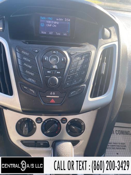Used Ford Focus 4dr Sdn SE 2013 | Central A/S LLC. East Windsor, Connecticut Used Ford Focus 4dr Sdn SE 2013 | Central A/S LLC. East Windsor, Connecticut