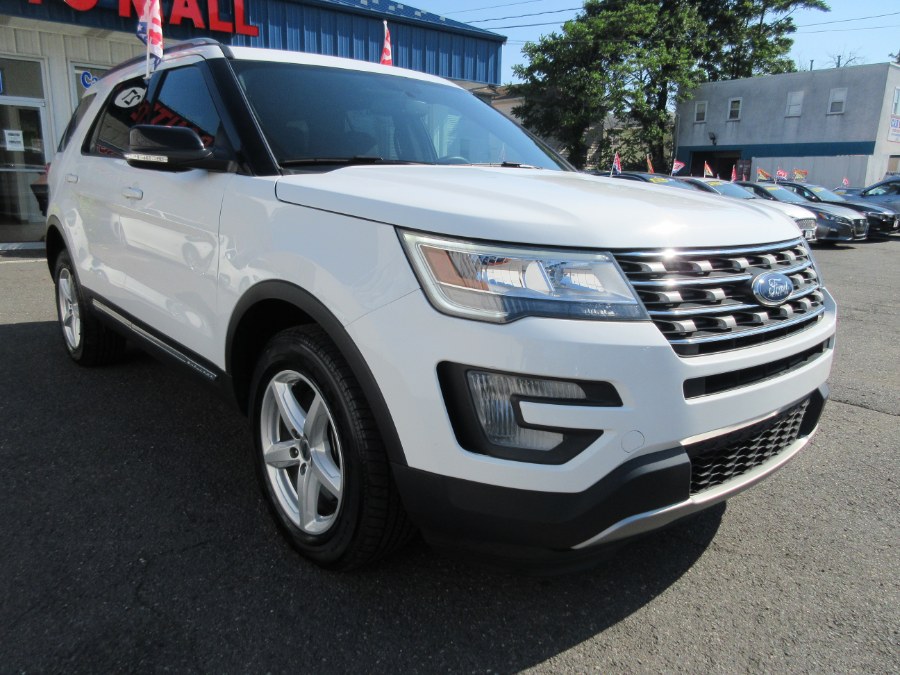 2017 Ford Explorer XLT 4WD, available for sale in Linden, New Jersey | Route 27 Auto Mall. Linden, New Jersey 2017 Ford Explorer XLT 4WD, available for sale in Linden, New Jersey | Route 27 Auto Mall. Linden, New Jersey