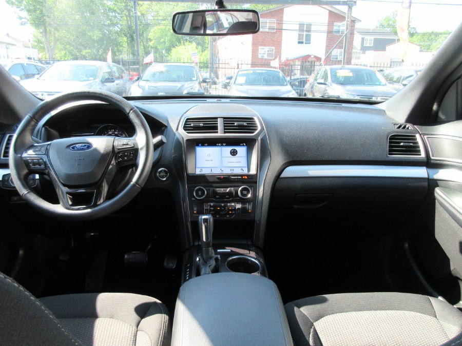 2017 Ford Explorer XLT 4WD, available for sale in Linden, New Jersey | Route 27 Auto Mall. Linden, New Jersey 2017 Ford Explorer XLT 4WD, available for sale in Linden, New Jersey | Route 27 Auto Mall. Linden, New Jersey