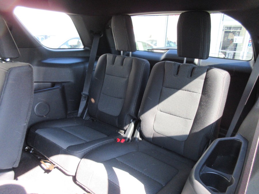 2017 Ford Explorer XLT 4WD, available for sale in Linden, New Jersey | Route 27 Auto Mall. Linden, New Jersey 2017 Ford Explorer XLT 4WD, available for sale in Linden, New Jersey | Route 27 Auto Mall. Linden, New Jersey