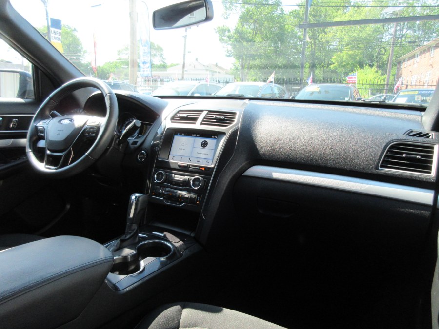 2017 Ford Explorer XLT 4WD, available for sale in Linden, New Jersey | Route 27 Auto Mall. Linden, New Jersey 2017 Ford Explorer XLT 4WD, available for sale in Linden, New Jersey | Route 27 Auto Mall. Linden, New Jersey