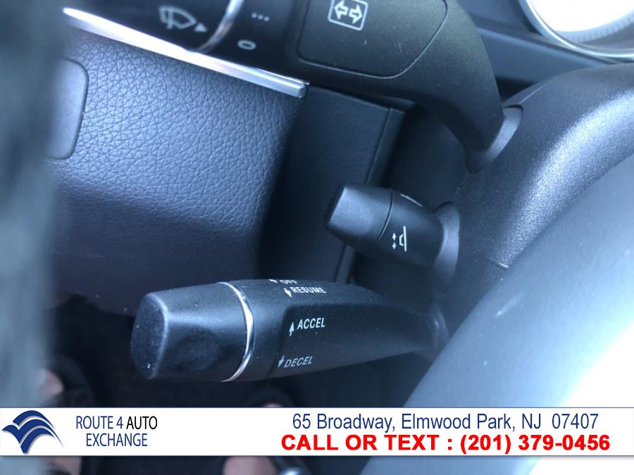 Used Mercedes-Benz E-Class 4dr Sdn E350 Luxury 4MATIC 2015 | Route 4 Auto Exchange. Elmwood Park, New Jersey Used Mercedes-Benz E-Class 4dr Sdn E350 Luxury 4MATIC 2015 | Route 4 Auto Exchange. Elmwood Park, New Jersey