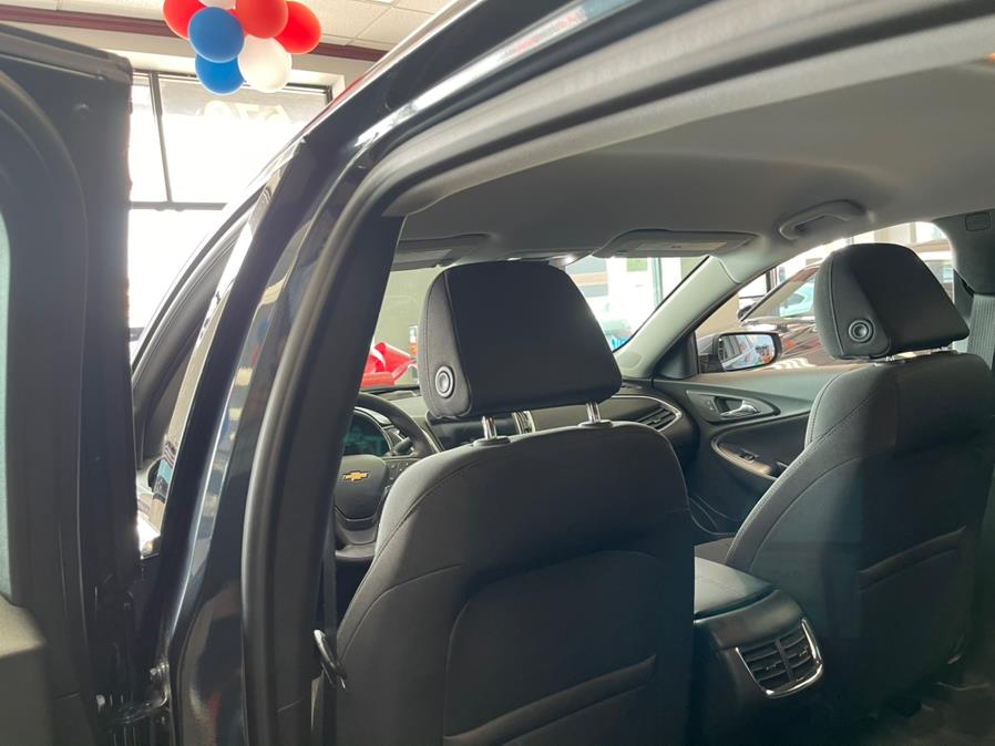 Used Chevrolet Malibu 4dr Sdn LT 2020 | 5 Towns Drive. Inwood, New York Used Chevrolet Malibu 4dr Sdn LT 2020 | 5 Towns Drive. Inwood, New York