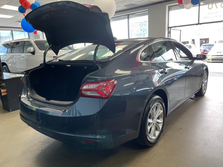 Used Chevrolet Malibu 4dr Sdn LT 2020 | 5 Towns Drive. Inwood, New York Used Chevrolet Malibu 4dr Sdn LT 2020 | 5 Towns Drive. Inwood, New York