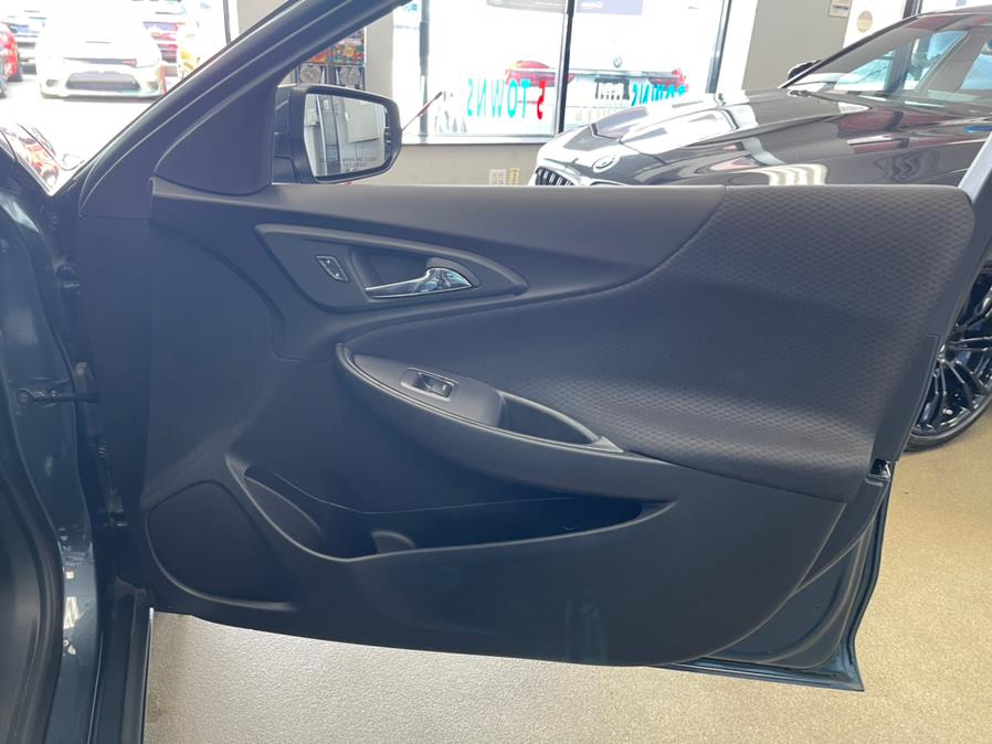 Used Chevrolet Malibu 4dr Sdn LT 2020 | 5 Towns Drive. Inwood, New York Used Chevrolet Malibu 4dr Sdn LT 2020 | 5 Towns Drive. Inwood, New York