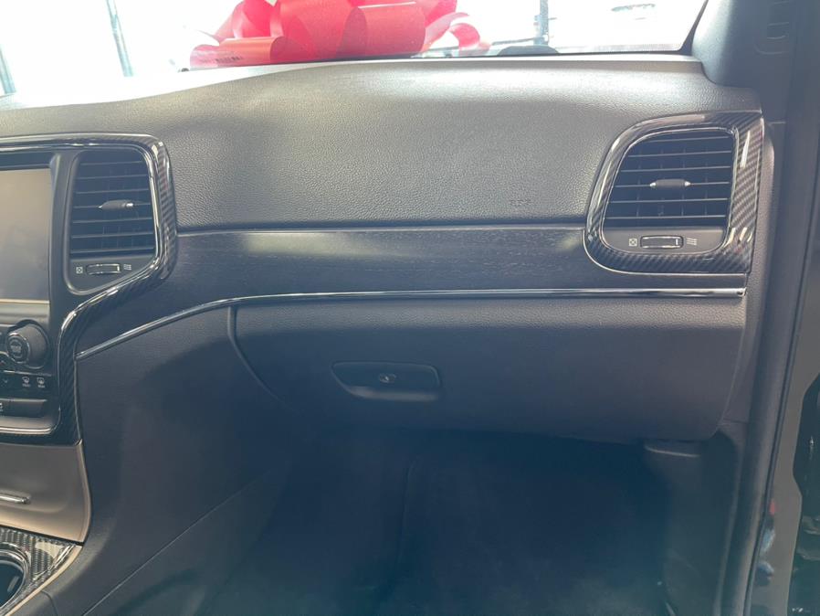 2014 Jeep Grand Cherokee 4WD 4dr Limited, available for sale in Inwood, New York | 5 Towns Drive. Inwood, New York 2014 Jeep Grand Cherokee 4WD 4dr Limited, available for sale in Inwood, New York | 5 Towns Drive. Inwood, New York