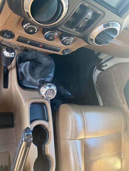 Used Jeep Wrangler Unlimited 4WD 4dr Mojave 2011 | Lava Motors 2 Inc. Canton, Connecticut Used Jeep Wrangler Unlimited 4WD 4dr Mojave 2011 | Lava Motors 2 Inc. Canton, Connecticut