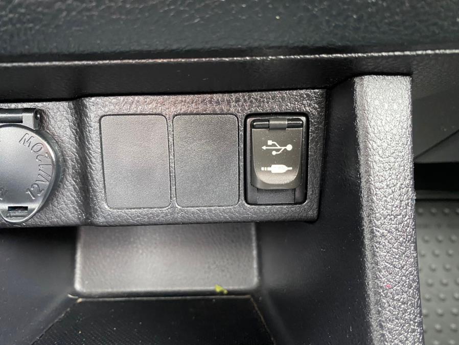 Used Toyota Corolla 4dr Sdn CVT S (Natl) 2015 | Supreme Automotive. New Britain, Connecticut Used Toyota Corolla 4dr Sdn CVT S (Natl) 2015 | Supreme Automotive. New Britain, Connecticut