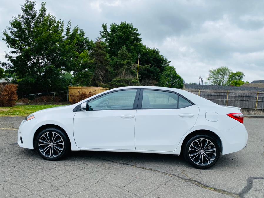 Used Toyota Corolla 4dr Sdn CVT S (Natl) 2015 | Supreme Automotive. New Britain, Connecticut Used Toyota Corolla 4dr Sdn CVT S (Natl) 2015 | Supreme Automotive. New Britain, Connecticut
