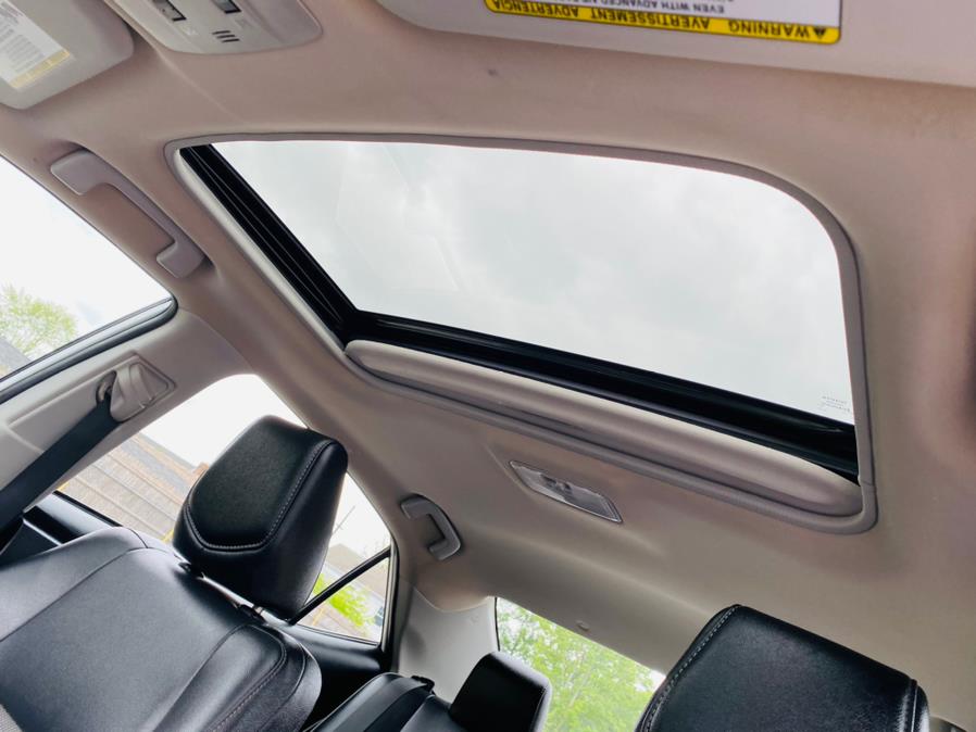 Used Toyota Corolla 4dr Sdn CVT S (Natl) 2015 | Supreme Automotive. New Britain, Connecticut Used Toyota Corolla 4dr Sdn CVT S (Natl) 2015 | Supreme Automotive. New Britain, Connecticut