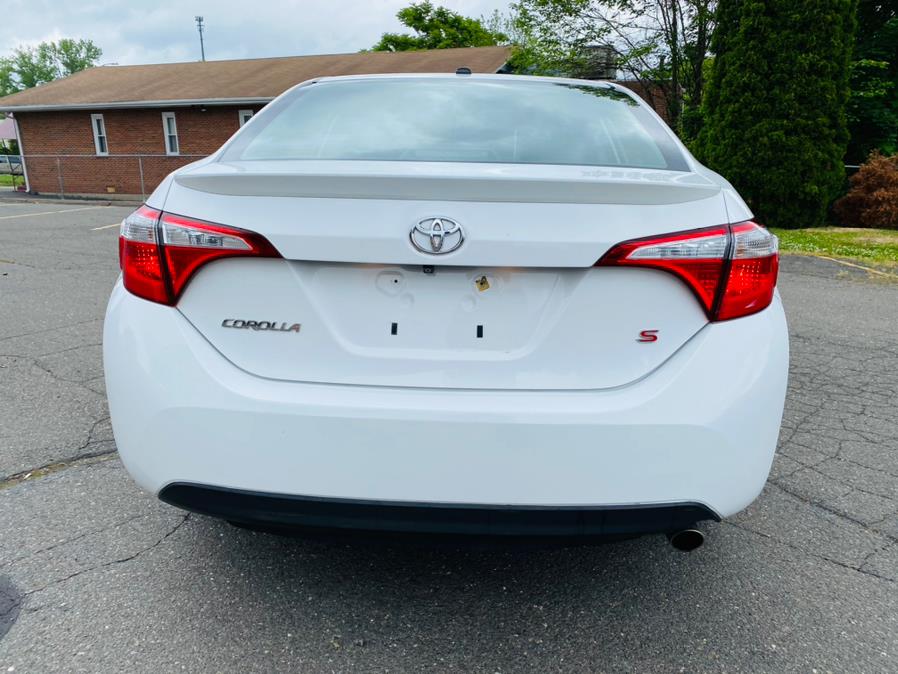 Used Toyota Corolla 4dr Sdn CVT S (Natl) 2015 | Supreme Automotive. New Britain, Connecticut Used Toyota Corolla 4dr Sdn CVT S (Natl) 2015 | Supreme Automotive. New Britain, Connecticut
