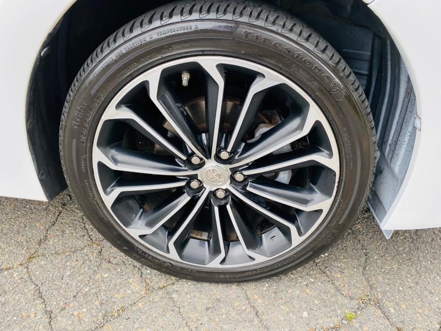 Used Toyota Corolla 4dr Sdn CVT S (Natl) 2015 | Supreme Automotive. New Britain, Connecticut Used Toyota Corolla 4dr Sdn CVT S (Natl) 2015 | Supreme Automotive. New Britain, Connecticut
