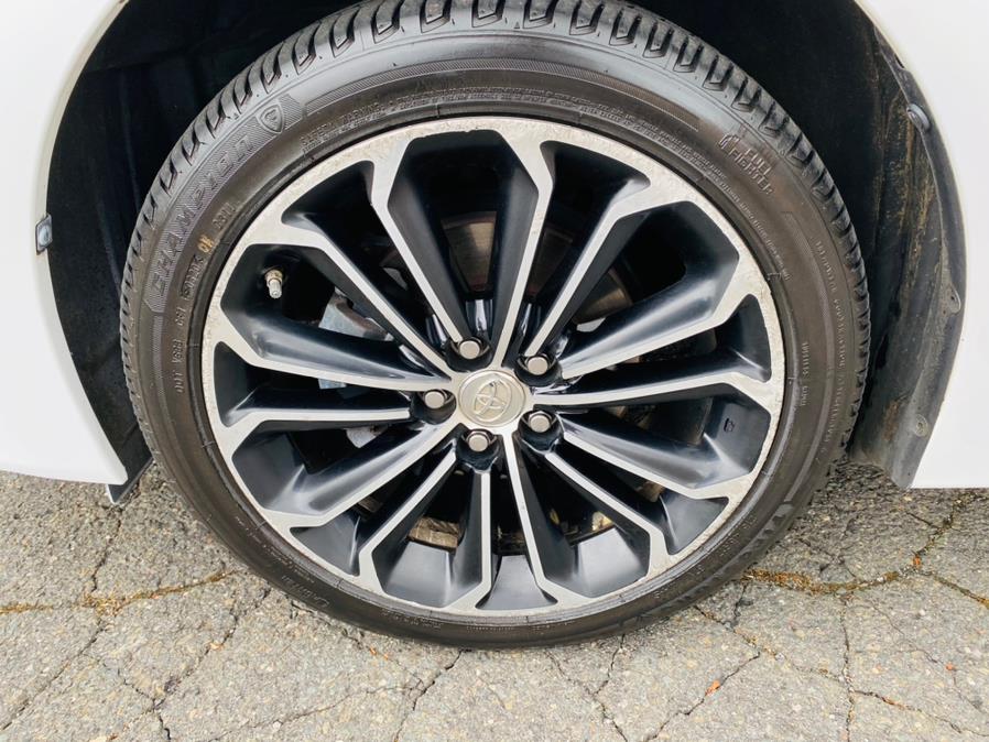 Used Toyota Corolla 4dr Sdn CVT S (Natl) 2015 | Supreme Automotive. New Britain, Connecticut Used Toyota Corolla 4dr Sdn CVT S (Natl) 2015 | Supreme Automotive. New Britain, Connecticut
