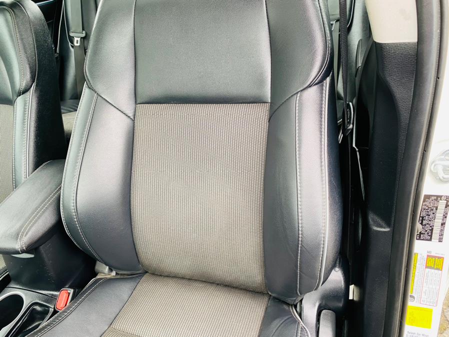 Used Toyota Corolla 4dr Sdn CVT S (Natl) 2015 | Supreme Automotive. New Britain, Connecticut Used Toyota Corolla 4dr Sdn CVT S (Natl) 2015 | Supreme Automotive. New Britain, Connecticut