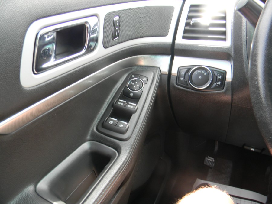 Used Ford Explorer 4WD 4dr XLT 2014 | M&M Vehicles Inc dba Central Motors. Southborough, Massachusetts Used Ford Explorer 4WD 4dr XLT 2014 | M&M Vehicles Inc dba Central Motors. Southborough, Massachusetts