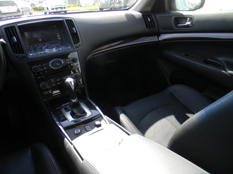 Used Infiniti G37 Sedan 4dr x AWD 2013 | M&M Vehicles Inc dba Central Motors. Southborough, Massachusetts Used Infiniti G37 Sedan 4dr x AWD 2013 | M&M Vehicles Inc dba Central Motors. Southborough, Massachusetts