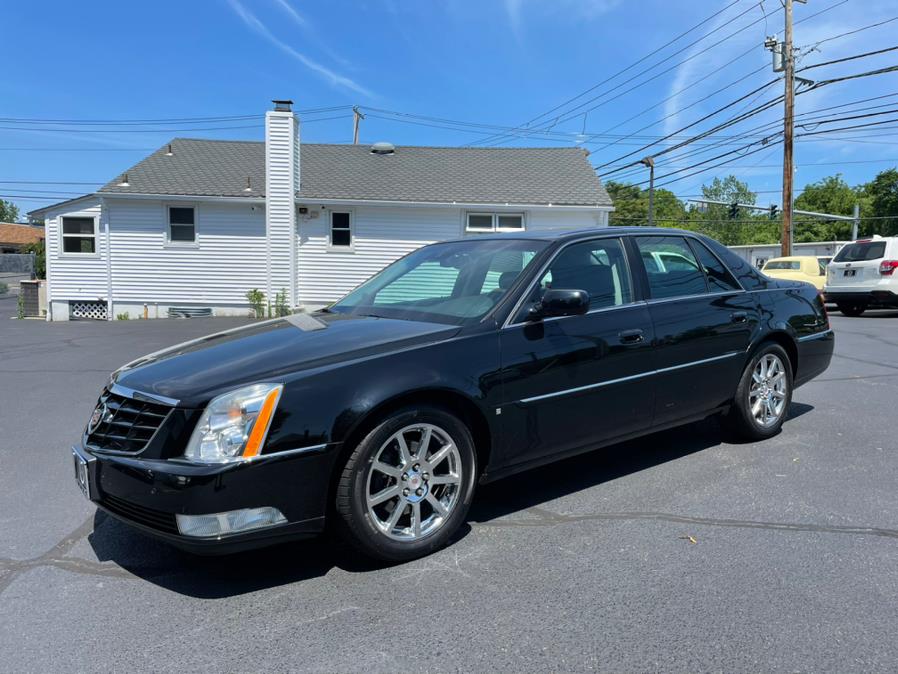 2008 Cadillac DTS 4dr Sdn w/1SE Performance, available for sale in Milford, Connecticut | Chip's Auto Sales Inc. Milford, Connecticut