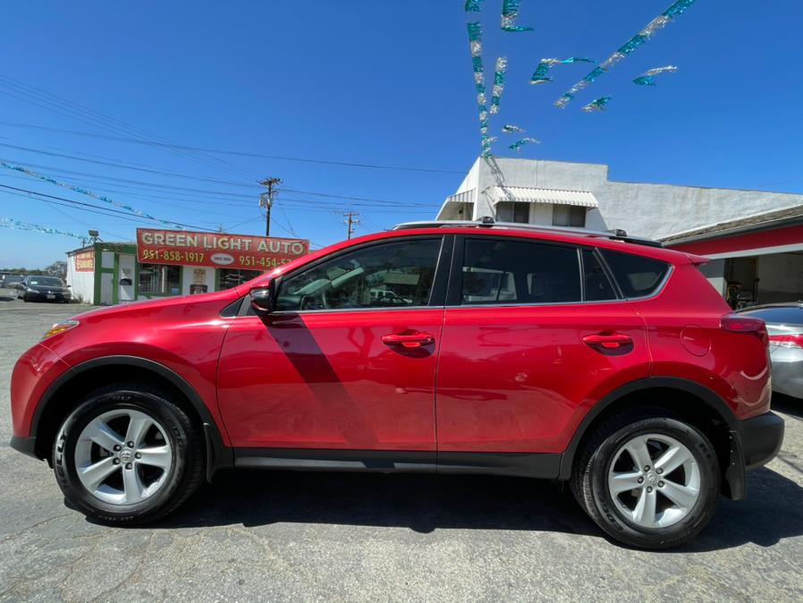 Used Toyota RAV4 FWD 4dr XLE (Natl) 2014 | Green Light Auto. Corona, California Used Toyota RAV4 FWD 4dr XLE (Natl) 2014 | Green Light Auto. Corona, California