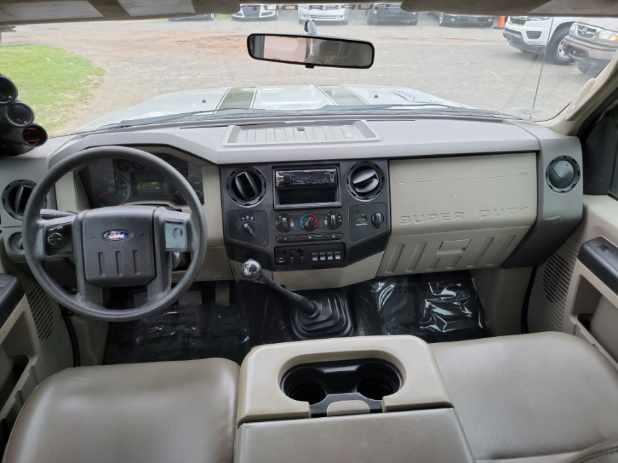 Used Ford Super Duty F-250 SRW 4WD XLT 6.4 Power Stroke Diezel 5 Speed Manual 2008 | Toro Auto. East Windsor, Connecticut Used Ford Super Duty F-250 SRW 4WD XLT 6.4 Power Stroke Diezel 5 Speed Manual 2008 | Toro Auto. East Windsor, Connecticut