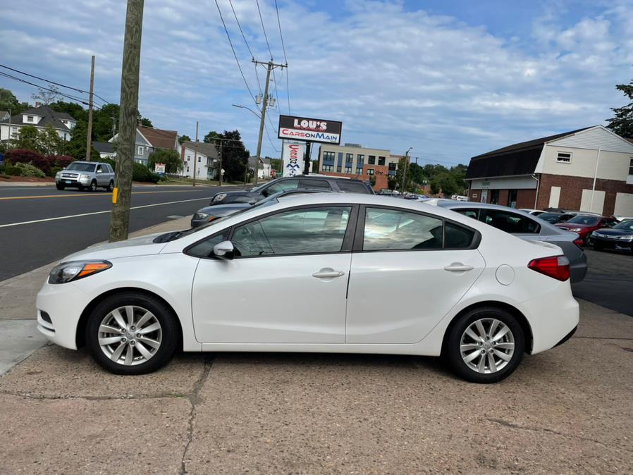 Used Kia Forte 4dr Sdn Auto LX 2015 | Carsonmain LLC. Manchester, Connecticut Used Kia Forte 4dr Sdn Auto LX 2015 | Carsonmain LLC. Manchester, Connecticut