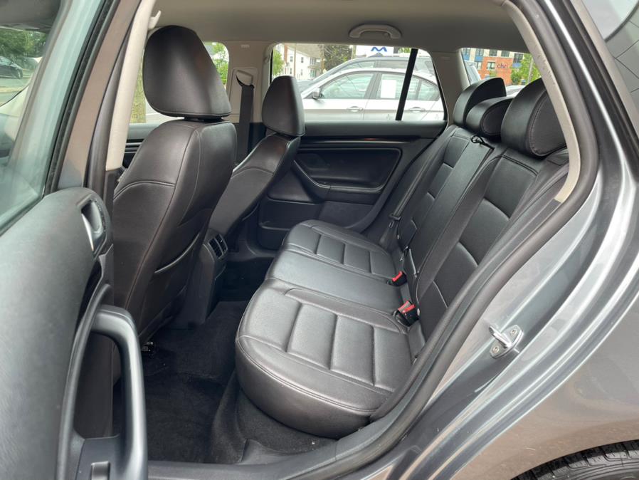 2011 Volkswagen Jetta SportWagen 4dr DSG TDI, available for sale in Manchester, Connecticut | Carsonmain LLC. Manchester, Connecticut 2011 Volkswagen Jetta SportWagen 4dr DSG TDI, available for sale in Manchester, Connecticut | Carsonmain LLC. Manchester, Connecticut