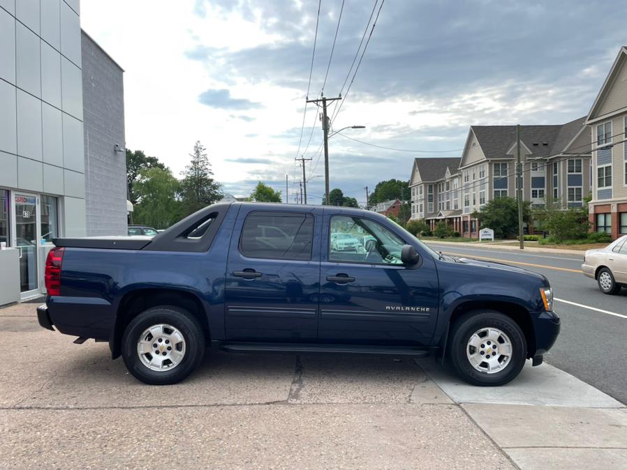 Used Chevrolet Avalanche 4WD Crew Cab LS 2010 | Carsonmain LLC. Manchester, Connecticut Used Chevrolet Avalanche 4WD Crew Cab LS 2010 | Carsonmain LLC. Manchester, Connecticut