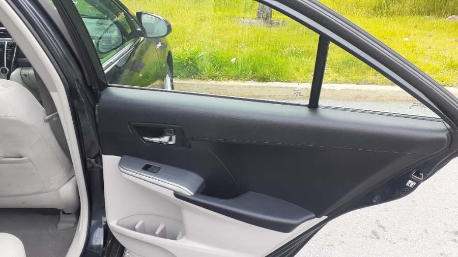 2012 Toyota Camry Hybrid 4dr Sdn LE (Natl), available for sale in Revere, Massachusetts | Wonderland Auto. Revere, Massachusetts 2012 Toyota Camry Hybrid 4dr Sdn LE (Natl), available for sale in Revere, Massachusetts | Wonderland Auto. Revere, Massachusetts