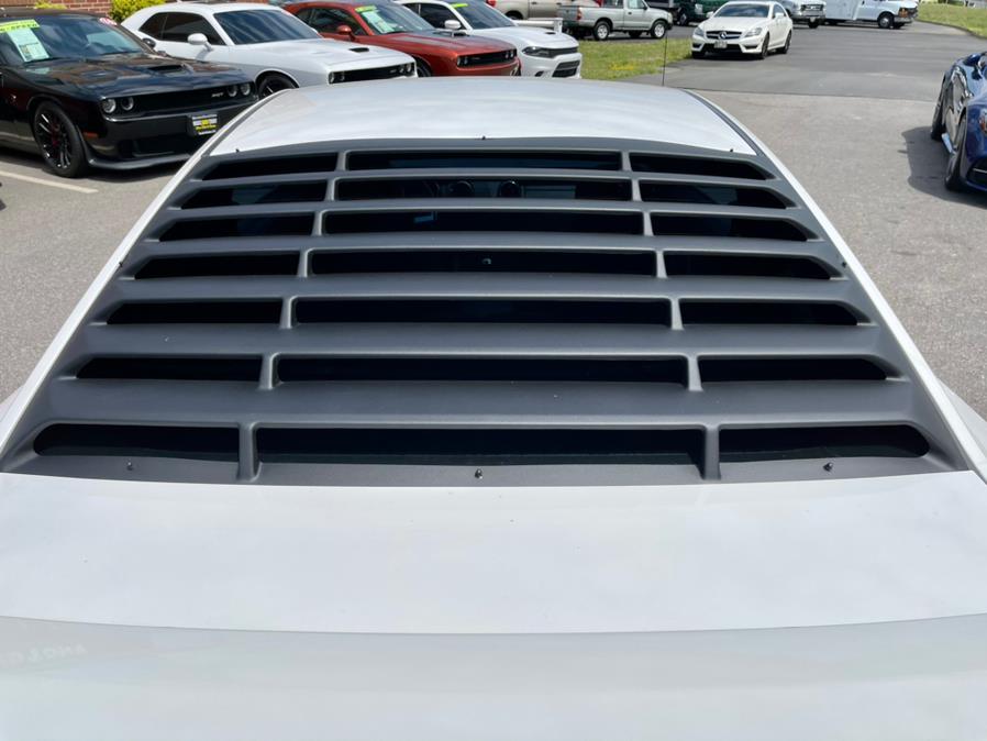 2006 Ford Mustang 2dr Cpe GT Deluxe, available for sale in South Windsor, Connecticut | Mike And Tony Auto Sales, Inc. South Windsor, Connecticut 2006 Ford Mustang 2dr Cpe GT Deluxe, available for sale in South Windsor, Connecticut | Mike And Tony Auto Sales, Inc. South Windsor, Connecticut